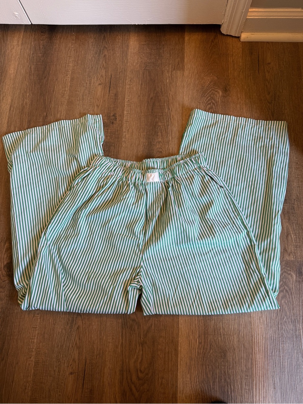 Mint & White Striped Elastic-Waist Shorts